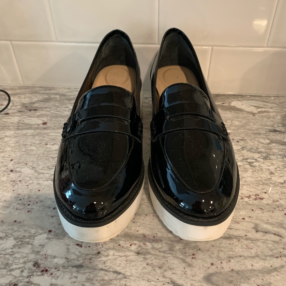 Schultz platform size 8 shoes
